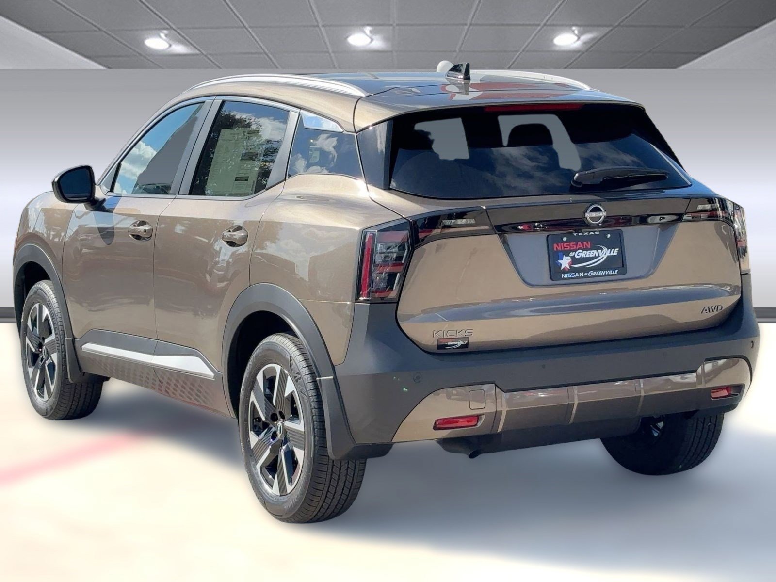 2026 Nissan Kicks SV photo 2