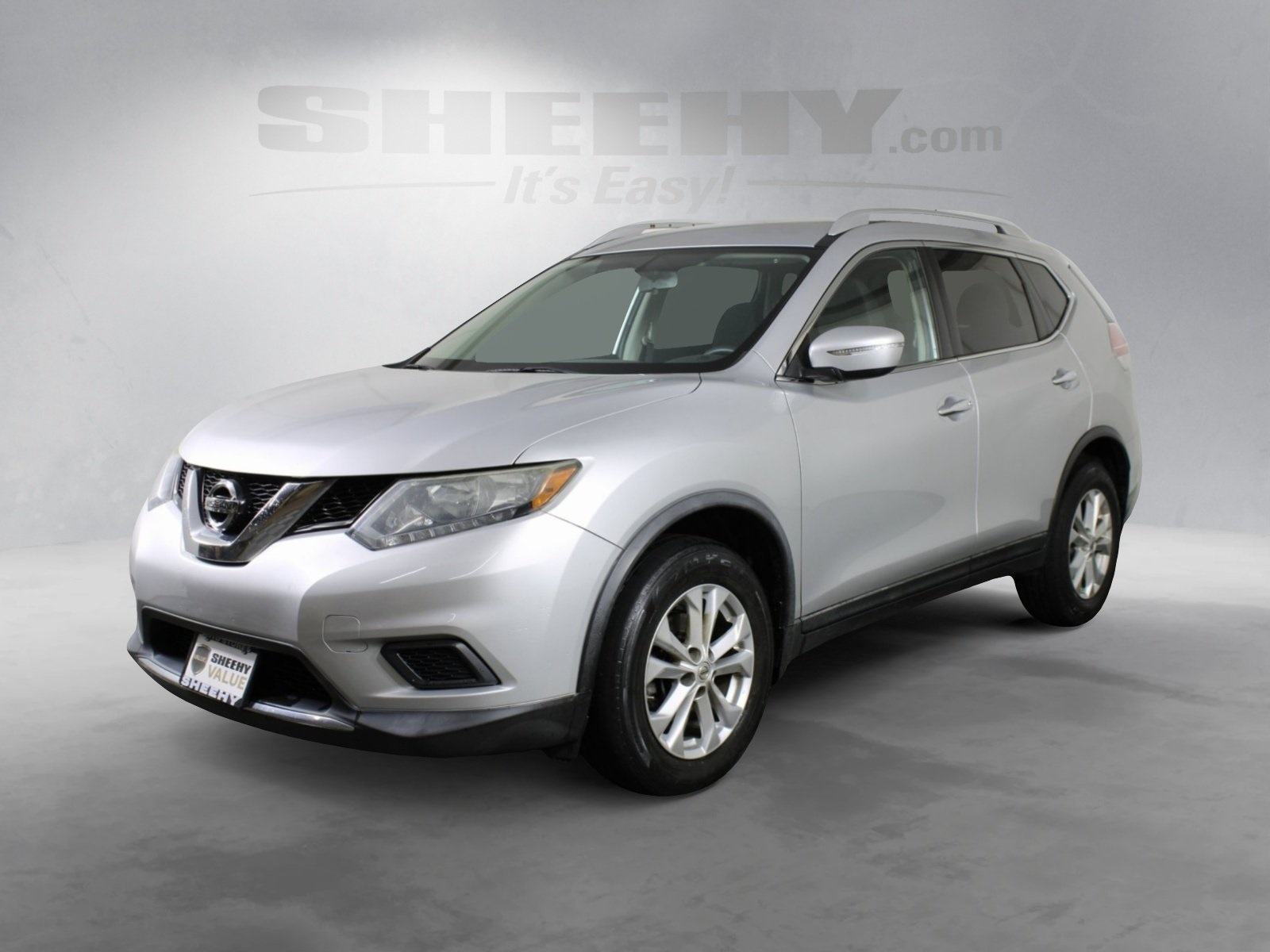 2015 Nissan Rogue SV photo 3