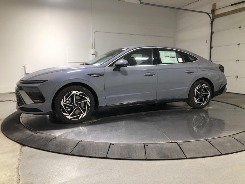 2026 Hyundai Sonata SEL Sport photo 4
