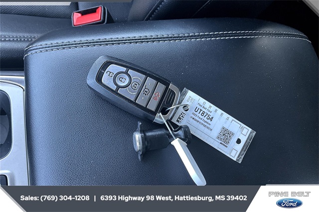 2023 Ford Explorer Limited photo 9