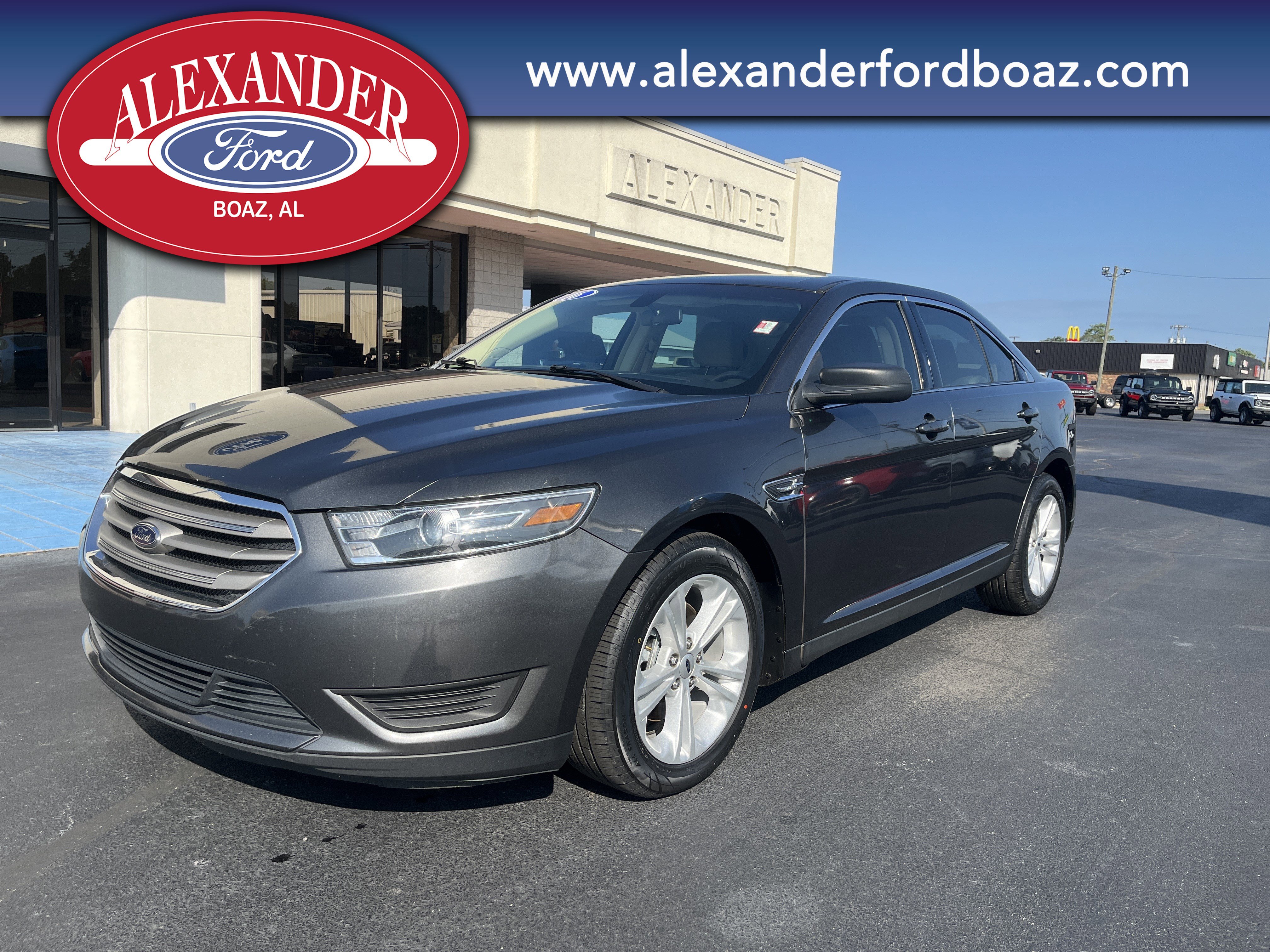 2016 Ford Taurus SE