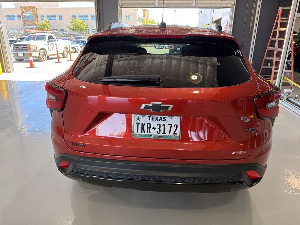 2024 Chevrolet Trax photo 4