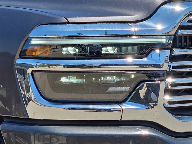 2025 Ram 2500 Laramie photo 8