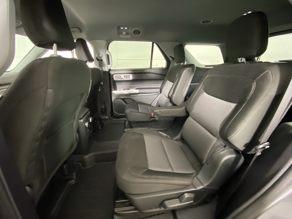 2022 Ford Explorer XLT photo 18