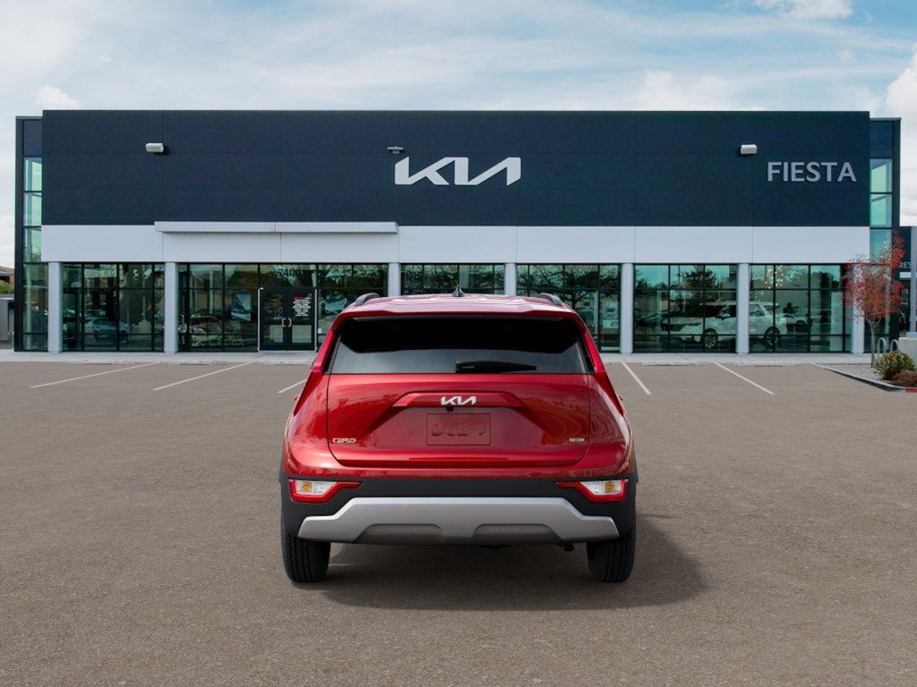 2025 Kia Niro EX photo 4