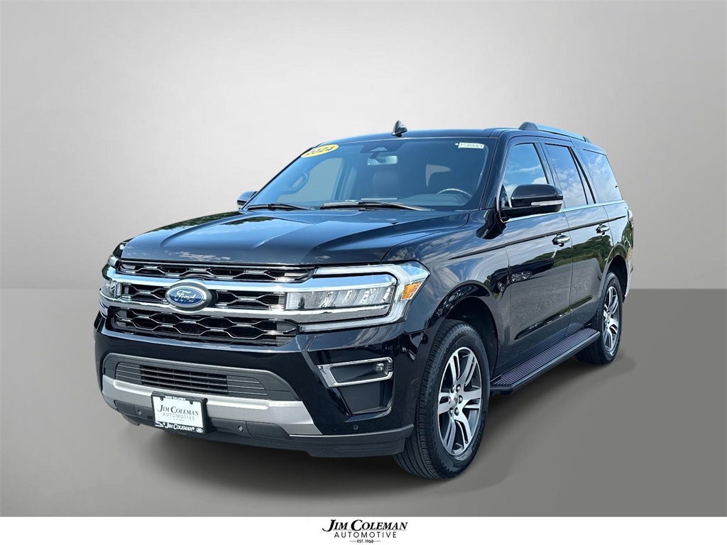2024 Ford Expedition Limited's photo