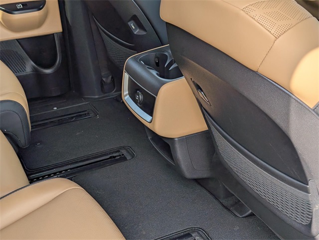 2024 Kia Carnival LX photo 31