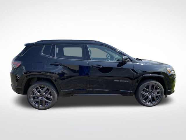 2025 Jeep Compass Limited photo 2