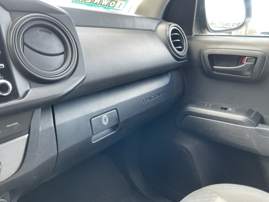 2023 Toyota Tacoma SR 4x4 photo 25