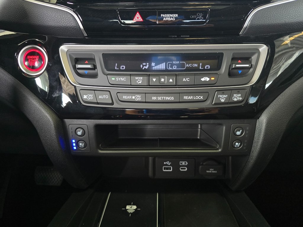 2025 Honda Ridgeline Black Edition photo 32