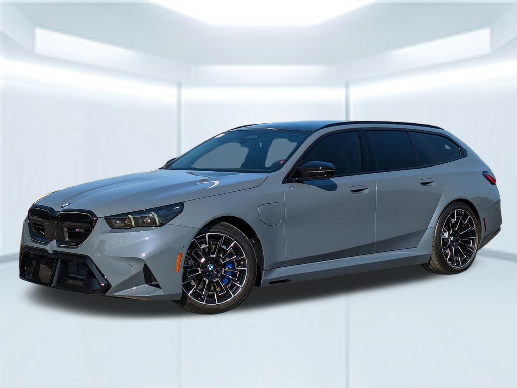 2025 BMW M5 M5 Touring's photo