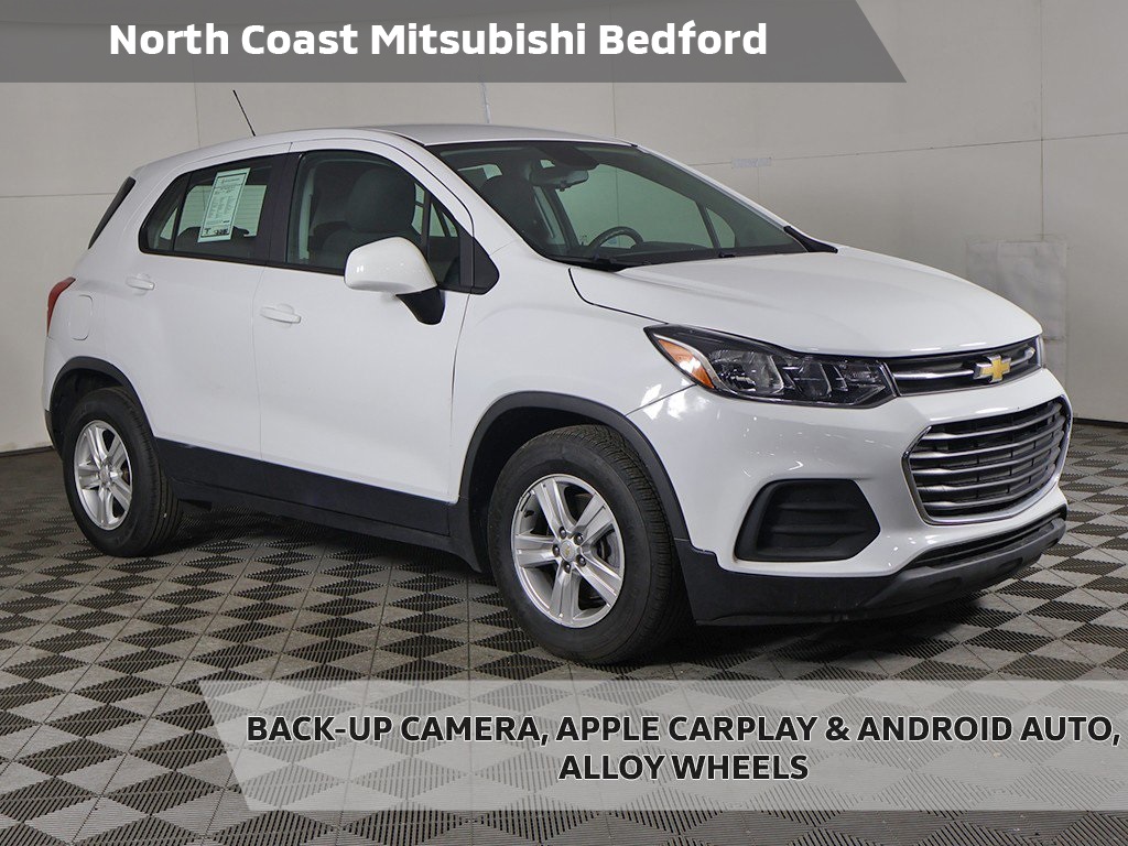 2021 Chevrolet Trax LS's photo