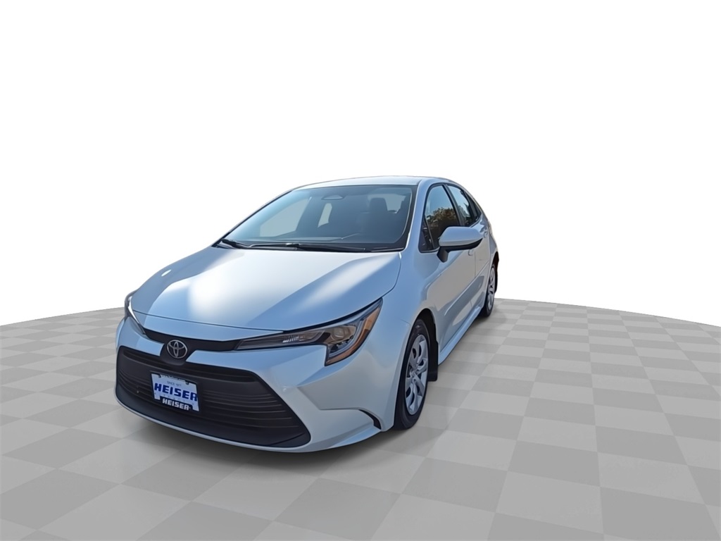 2023 Toyota Corolla LE photo 3