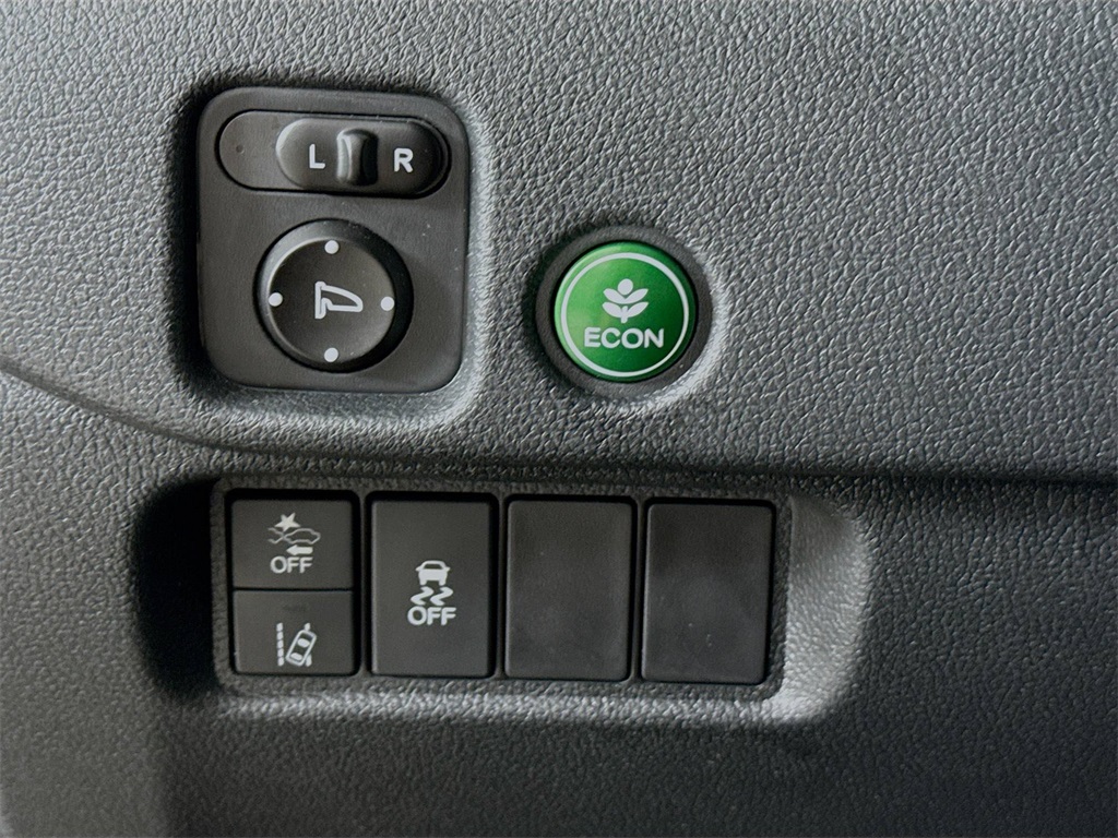 2021 Honda Pilot Special Edition photo 8