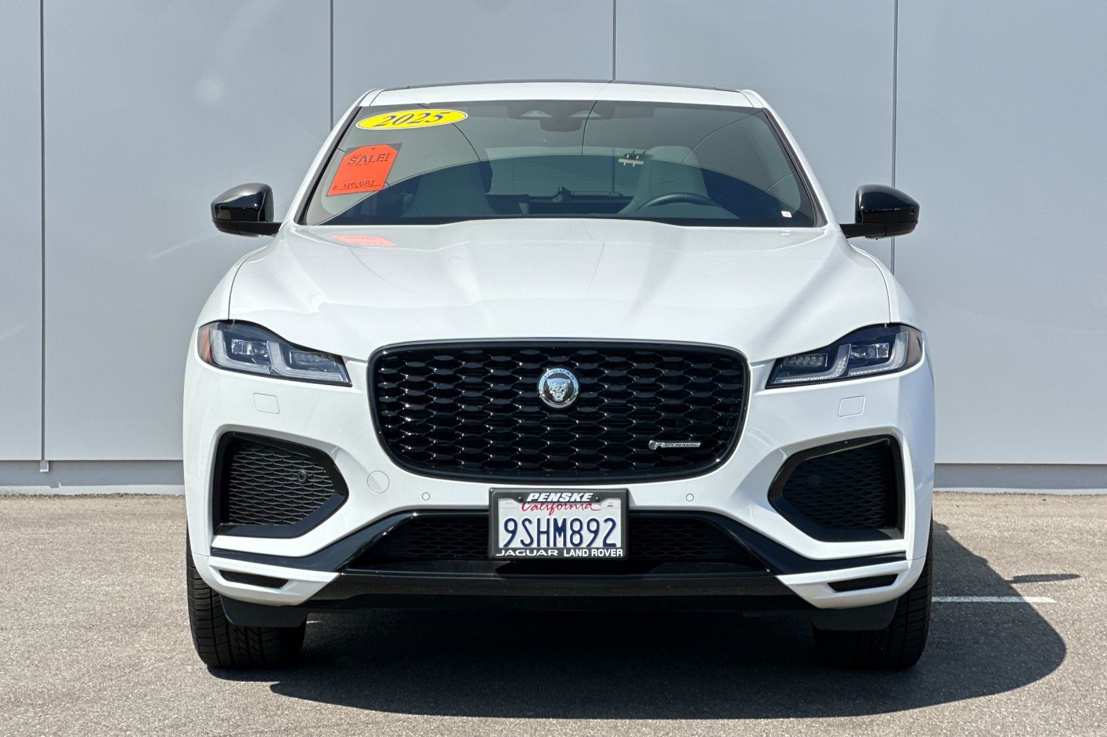 2025 Jaguar F-PACE P250 R-Dynamic S photo 9
