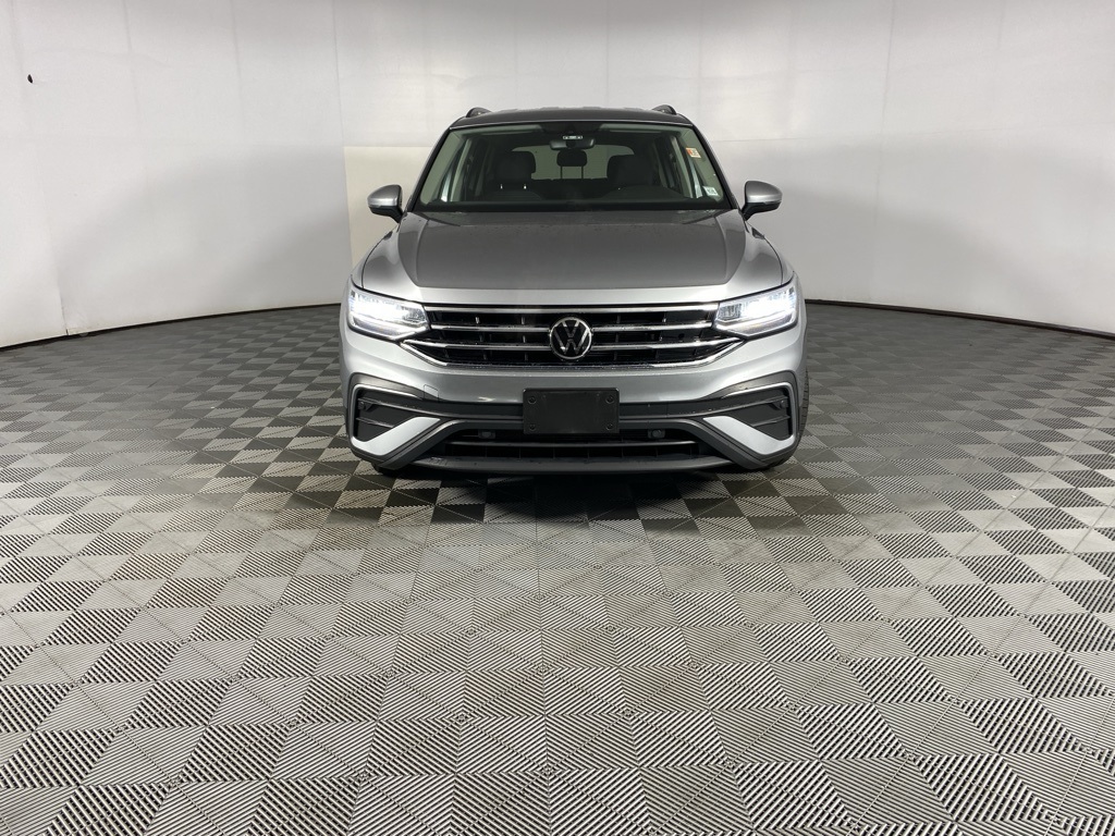 2023 Volkswagen Tiguan S photo 2