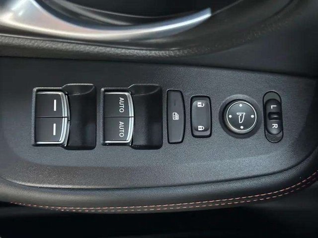 2025 Honda HR-V Sport photo 12