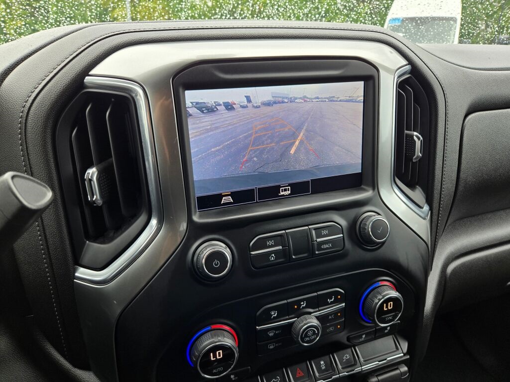 2021 Chevrolet Silverado 1500 RST photo 26