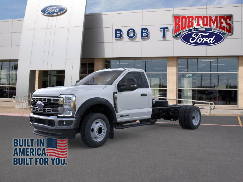 2025 Ford F-550 Super Duty Chassis Cab XL's photo