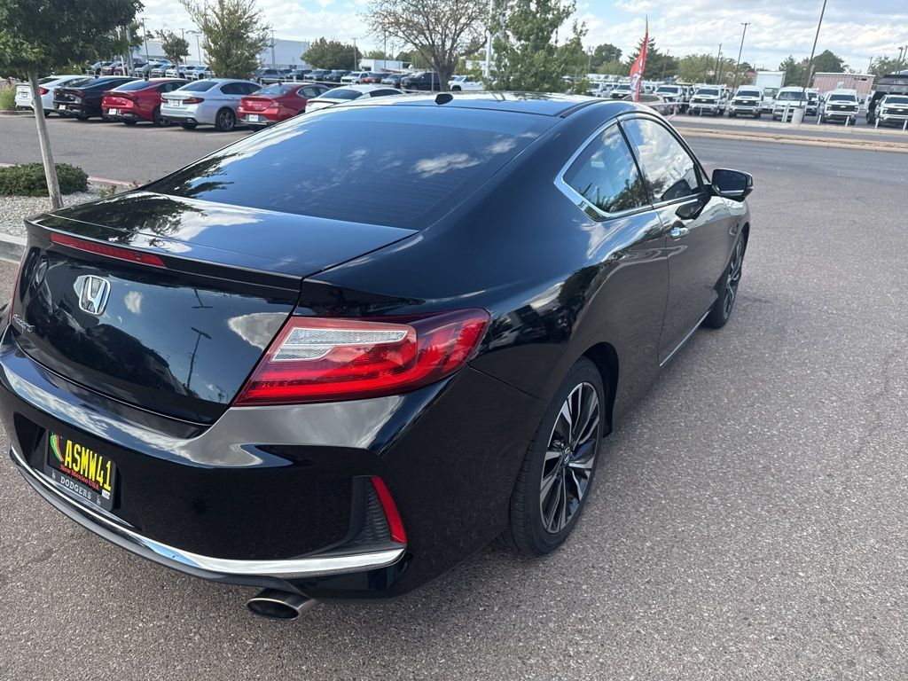 2016 Honda Accord EX photo 13