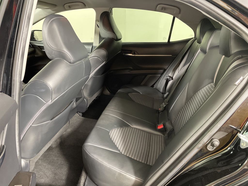 2023 Toyota Camry SE photo 32