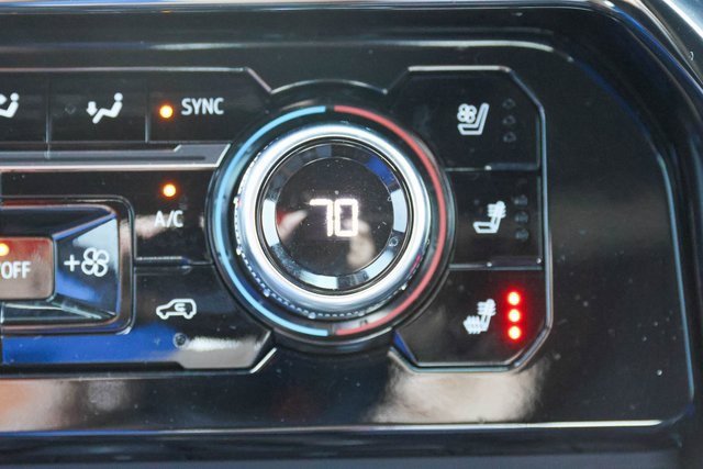 Used 2024 Summit White GMC AT4 image 28
