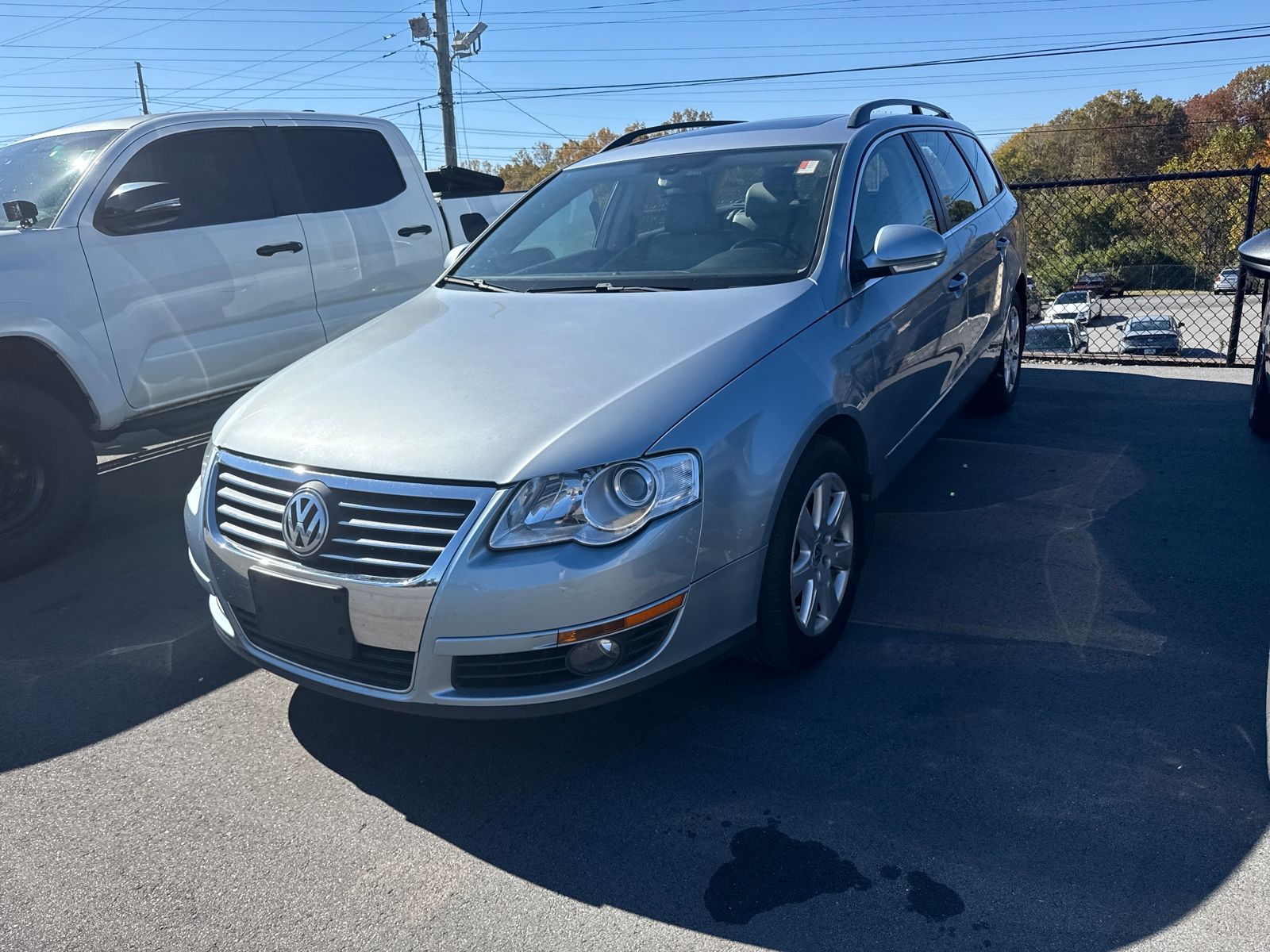 Used 2007 Volkswagen Passat 2.0T with VIN WVWTK73C57E033398 for sale in Hickory, NC