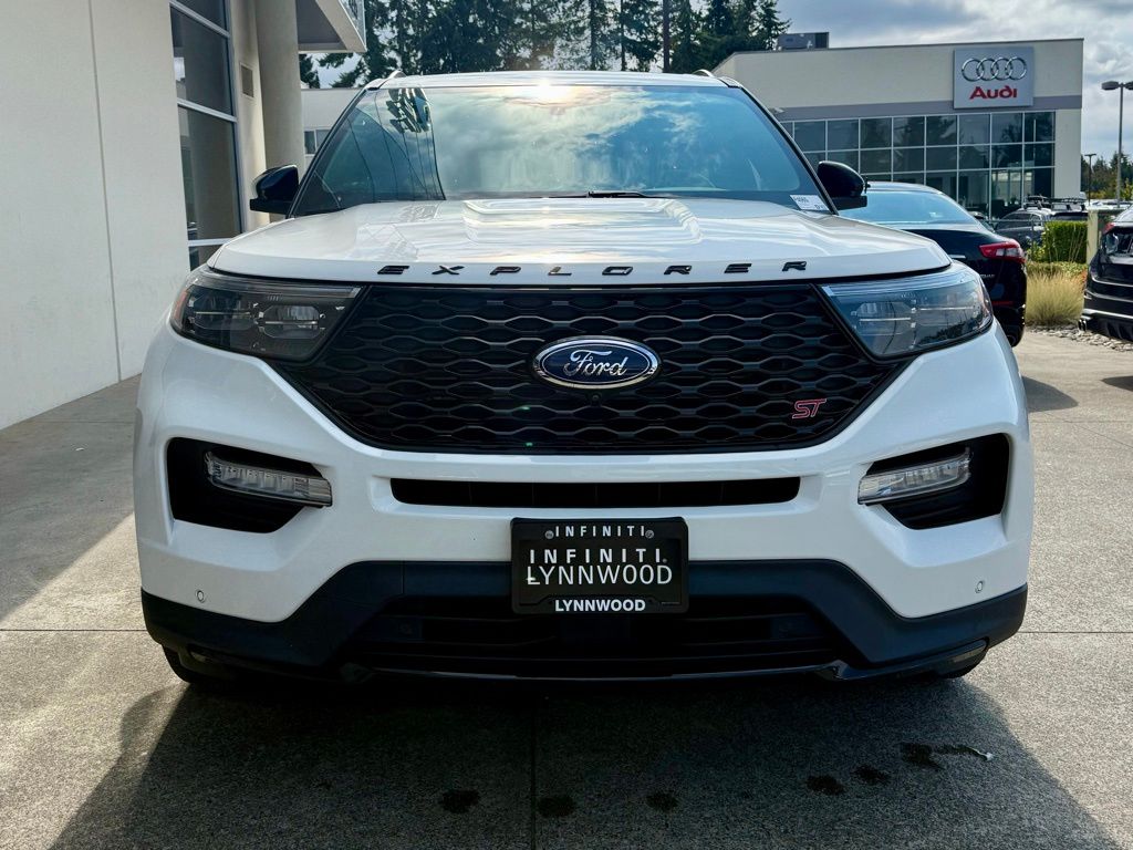 2022 Ford Explorer ST photo 7