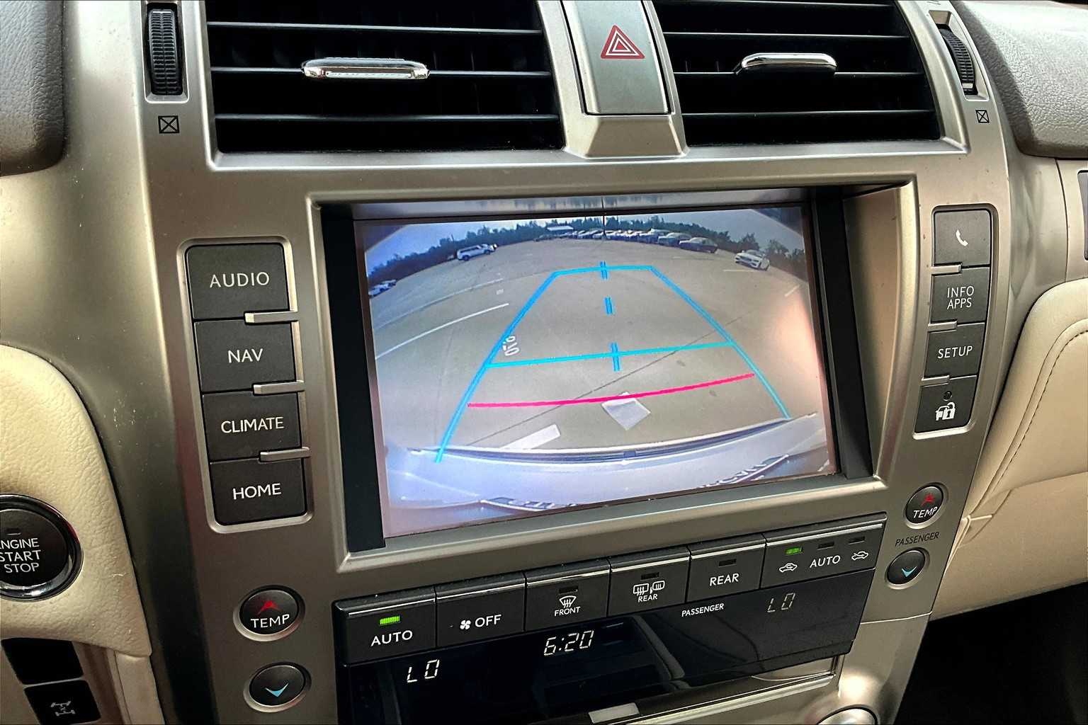 2014 Lexus GX 460 Base photo 26