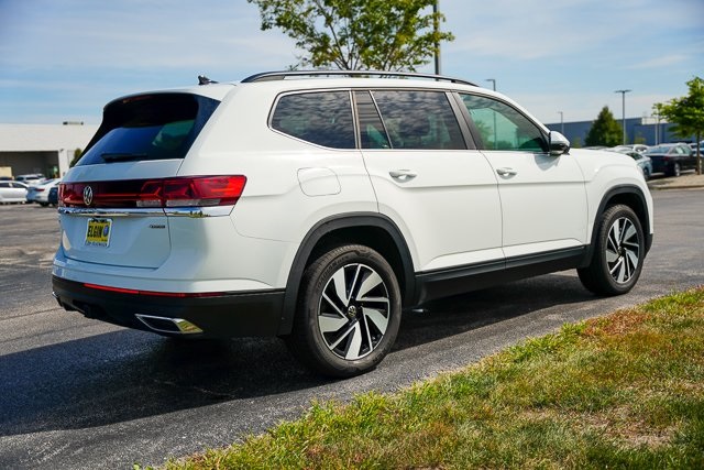 2024 Volkswagen Atlas SE Technology photo 35