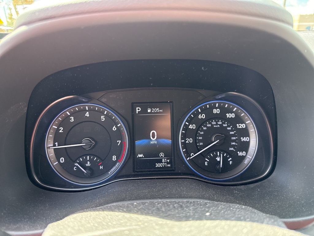 2023 Hyundai Kona SEL photo 4