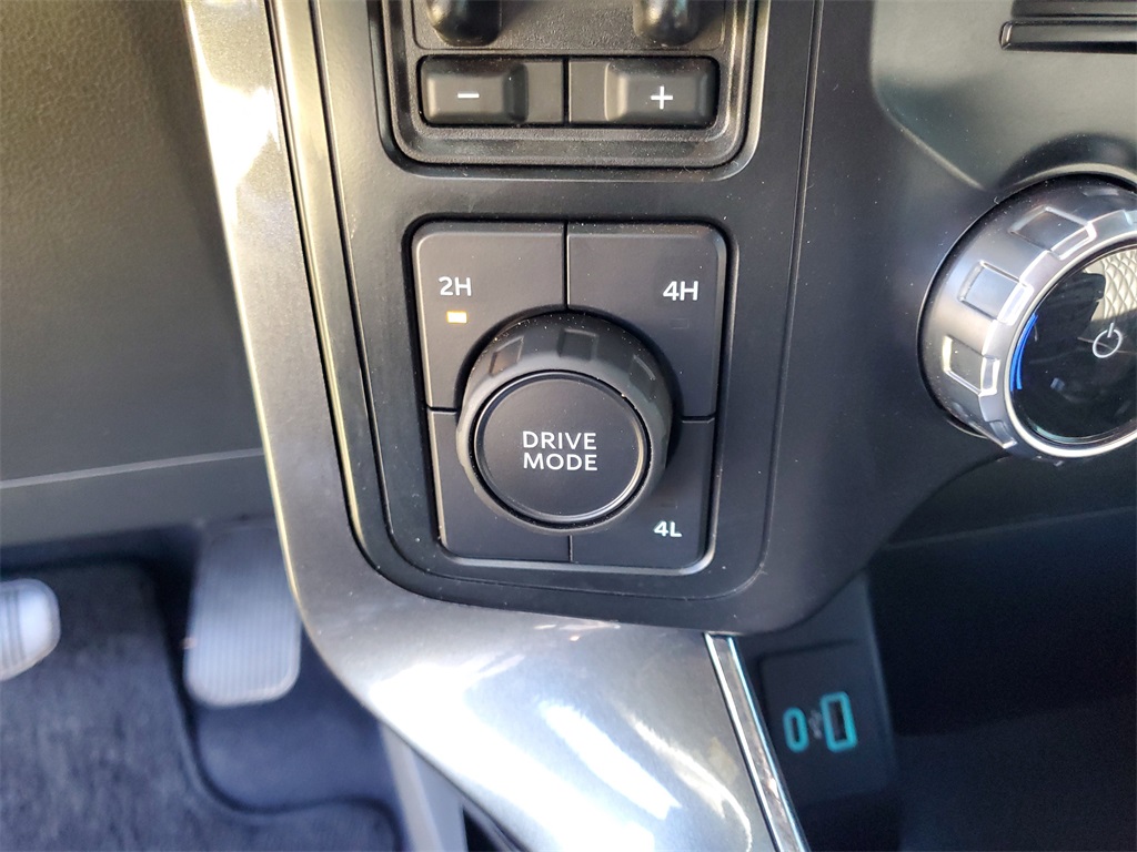 2023 Ford F-150 XLT photo 23