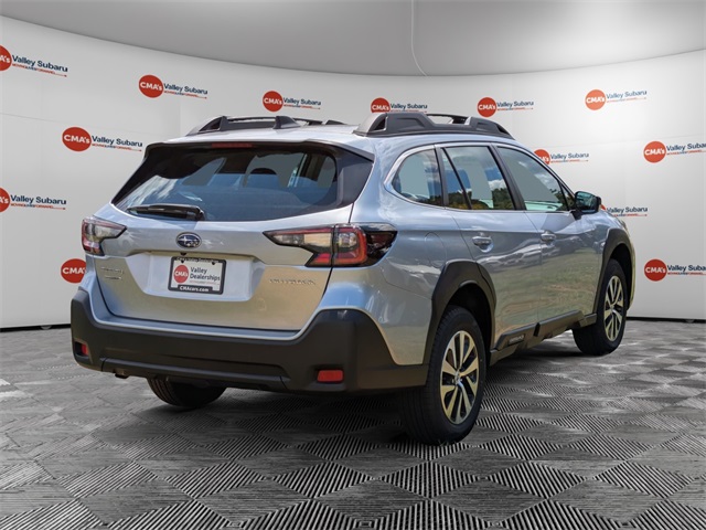 2025 Subaru Outback Base photo 5