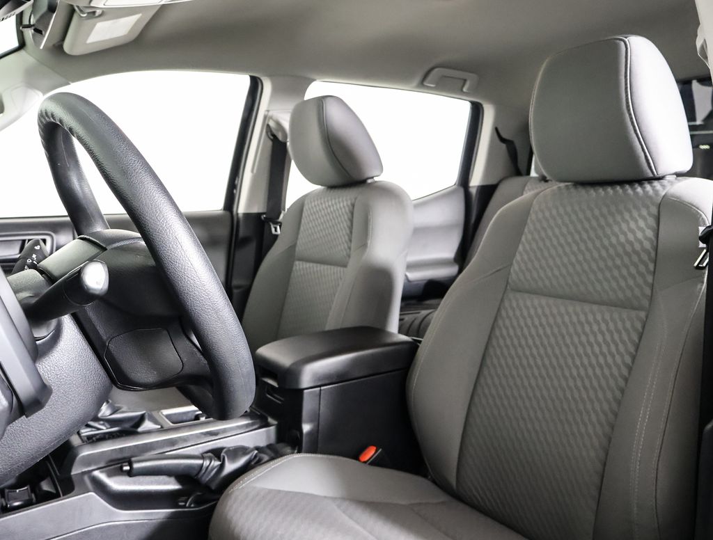 2023 Toyota Tacoma SR 4x4 Double Cab photo 7