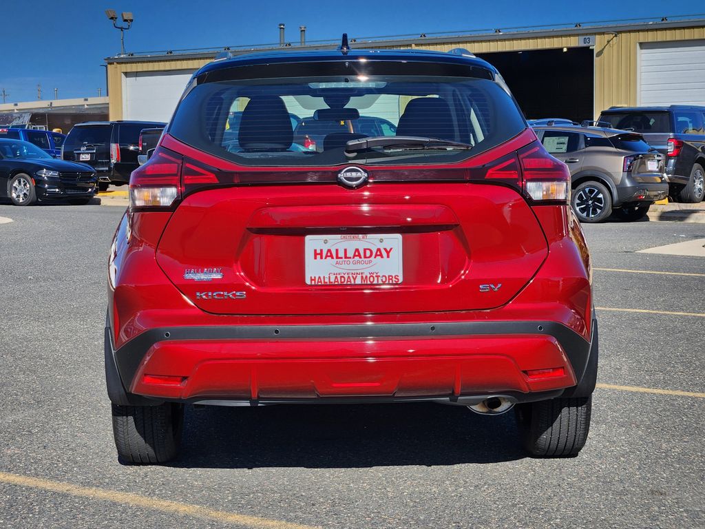 2023 Nissan Kicks SV photo 4
