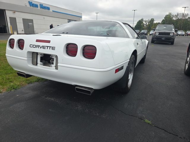 1996 Chevrolet Corvette Base photo 3