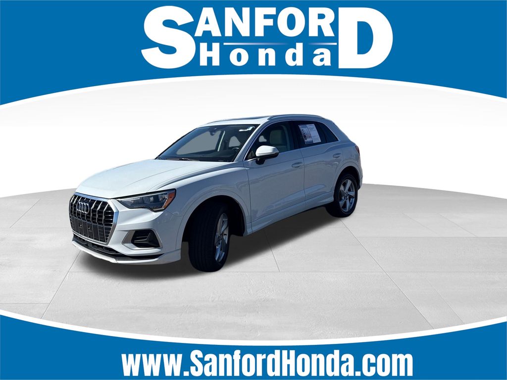 2019 Audi Q3 Premium's photo
