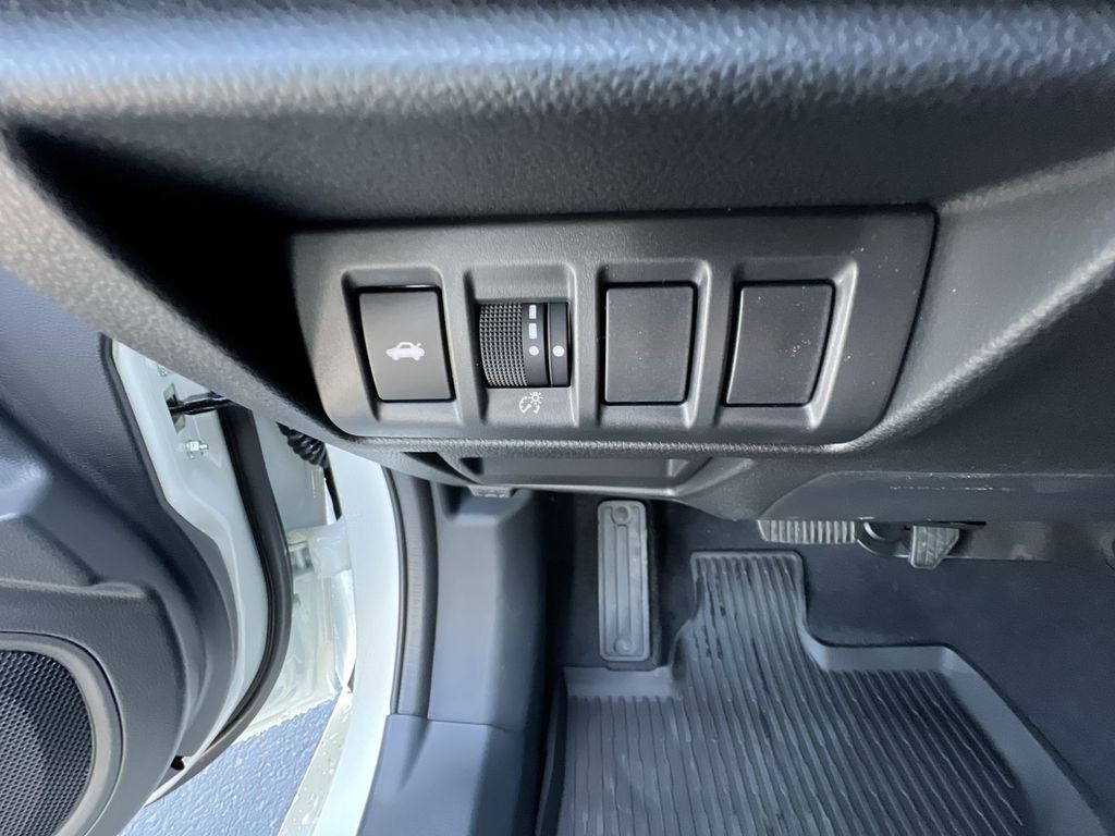 2025 Subaru Legacy Base photo 16