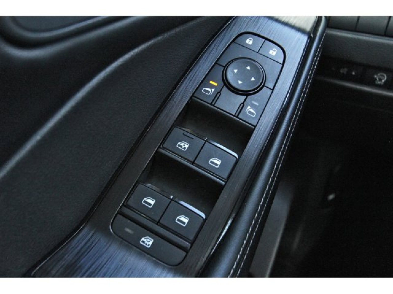 2025 Nissan Rogue SV Silver at Robbins Nissan