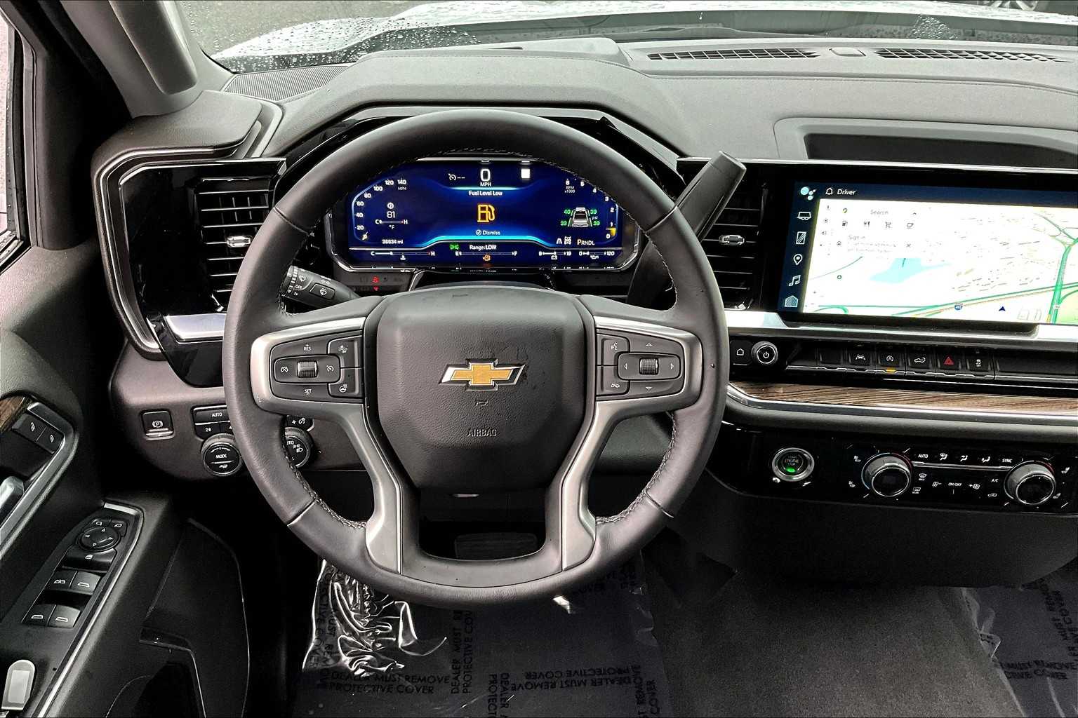 2022 Chevrolet Silverado 1500 LT photo 5