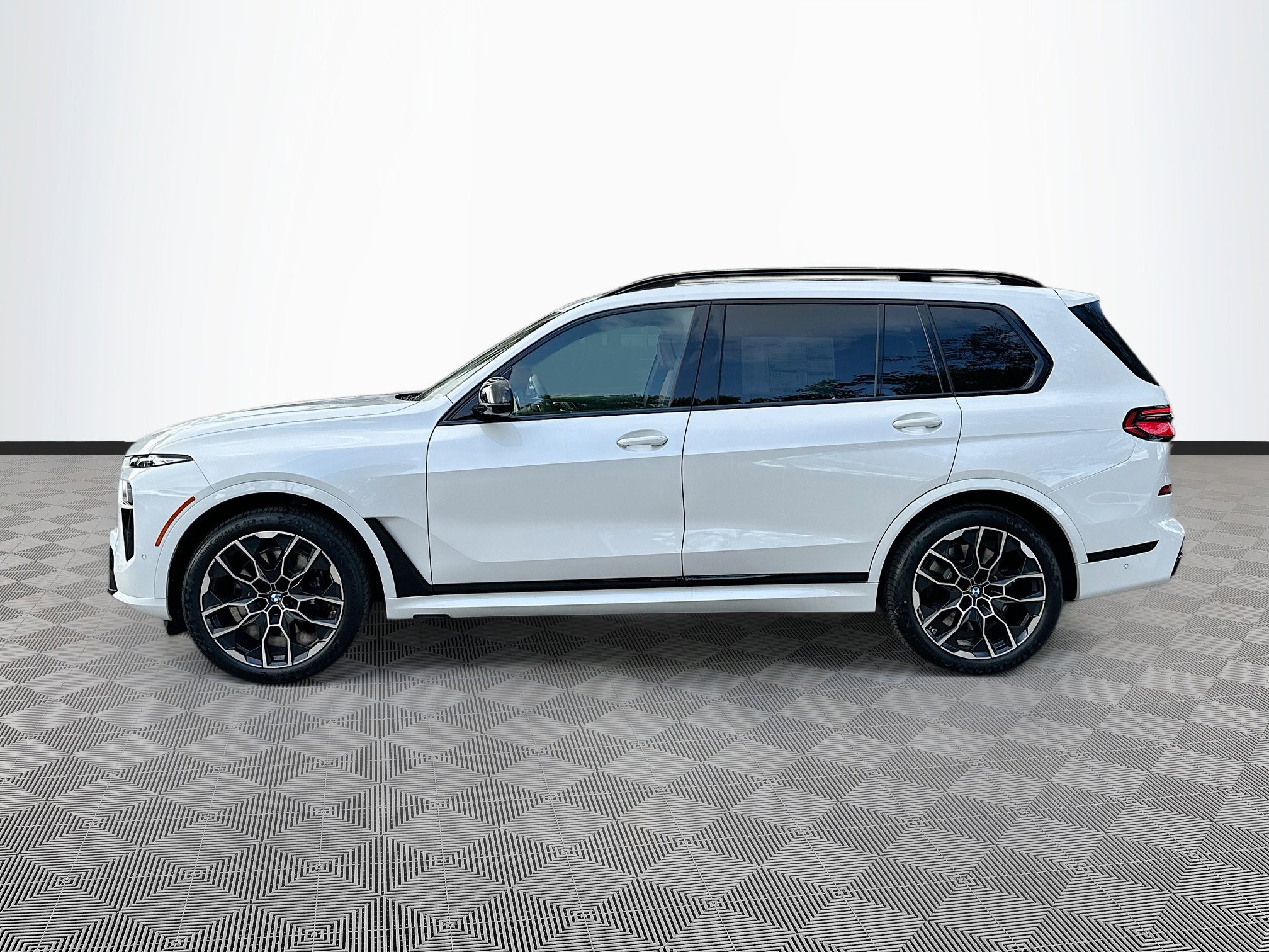 2026 Bmw X7 M60i photo 4