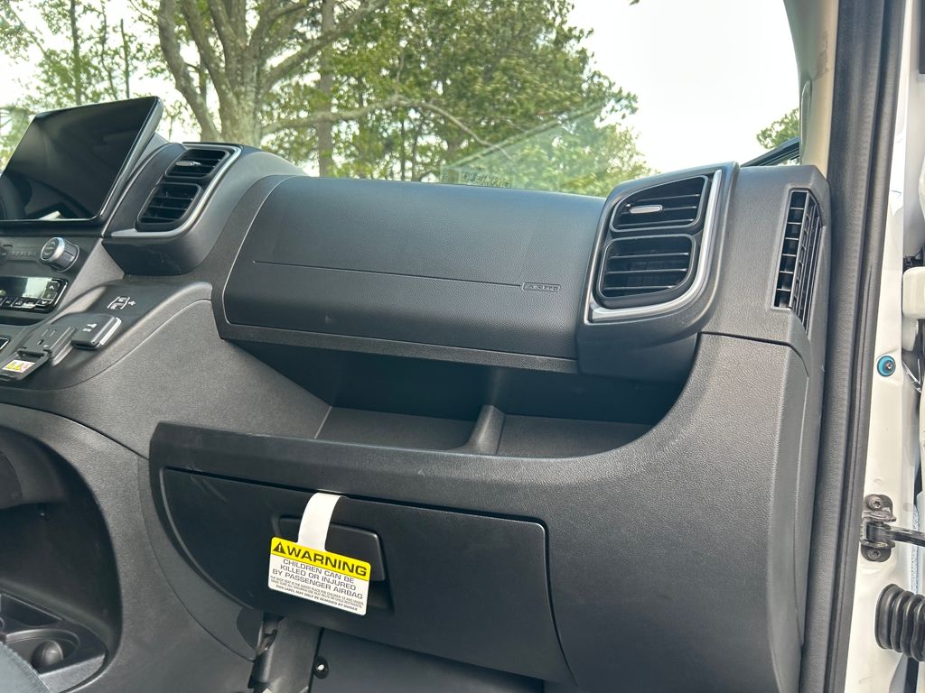 2026 Ram ProMaster 2500 SLT photo 13