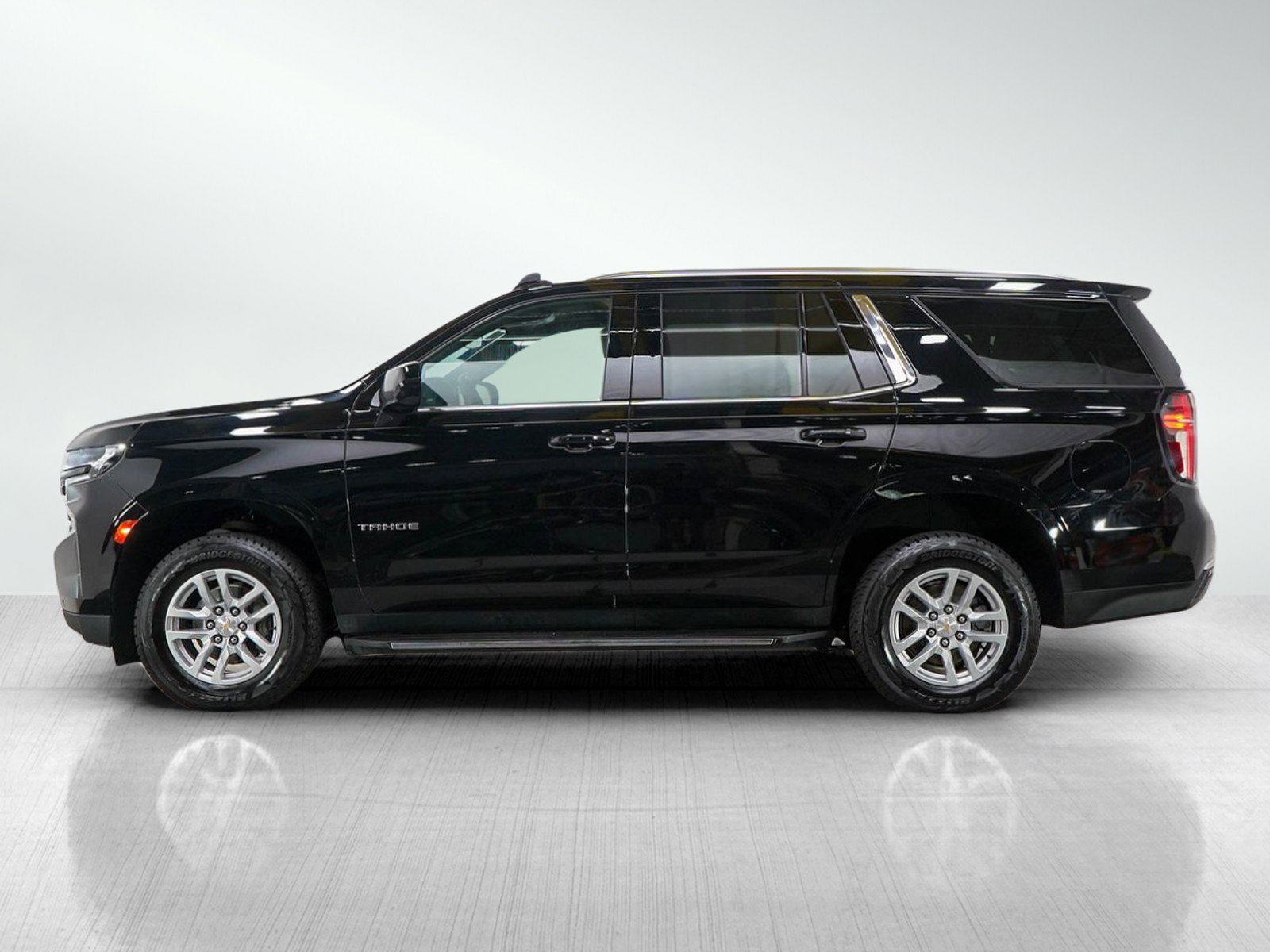Used 2024 Chevrolet Tahoe LS with VIN 1GNSKMKT9RR352740 for sale in White Bear Lake, Minnesota