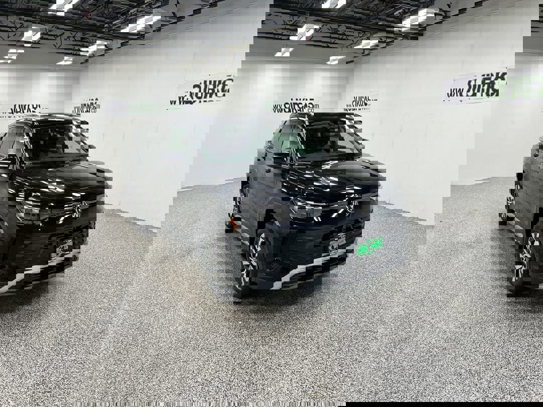 2025 Volkswagen Tiguan S's photo