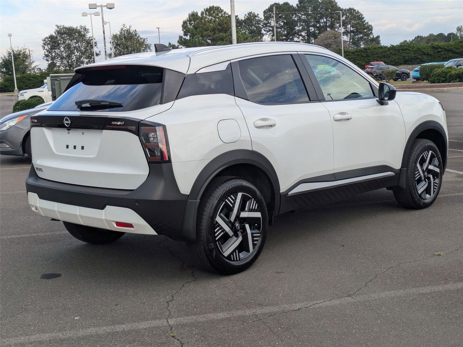 2026 Nissan Kicks SV photo 4