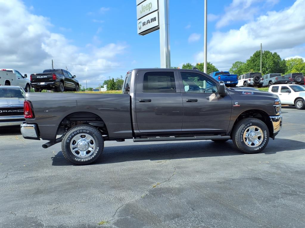 2025 Ram 2500 Tradesman photo 20