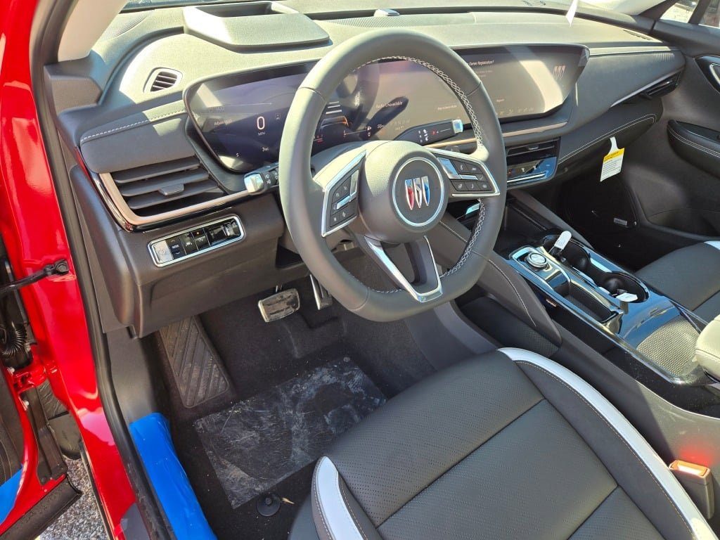 2025 Buick Envision Sport Touring photo 17