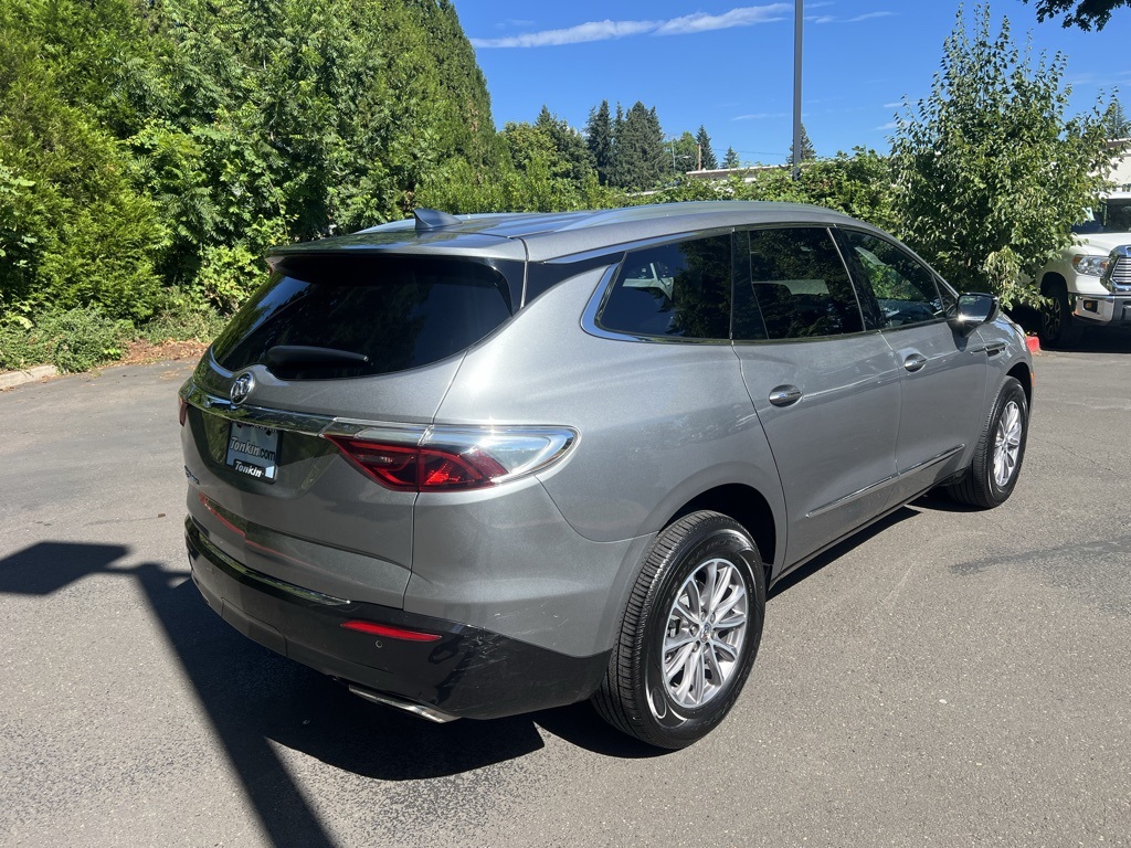 2024 Buick Enclave Premium photo 3