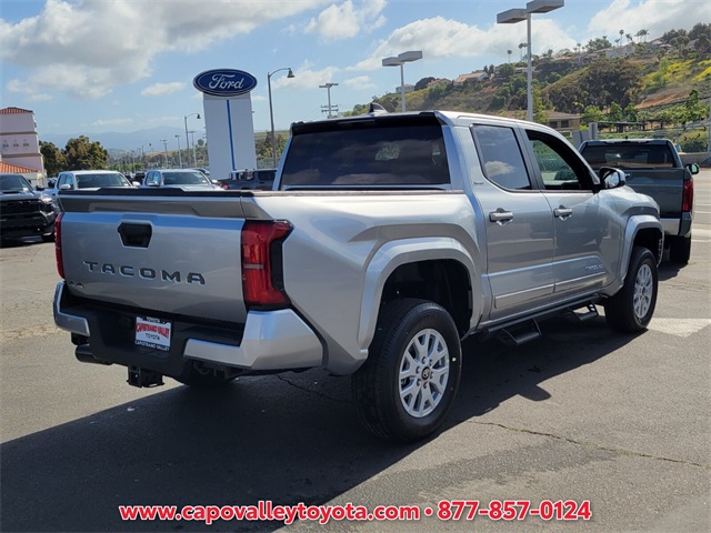 2025 Toyota Tacoma SR5 photo 4