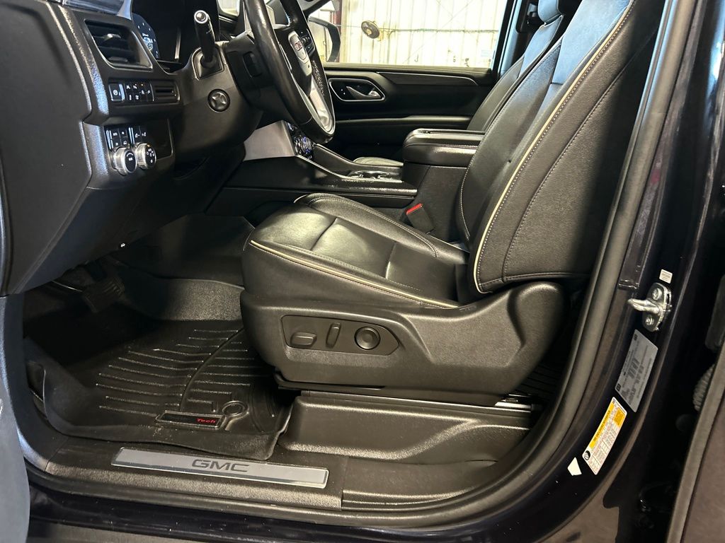 2022 Gmc Yukon XL SLT photo 19